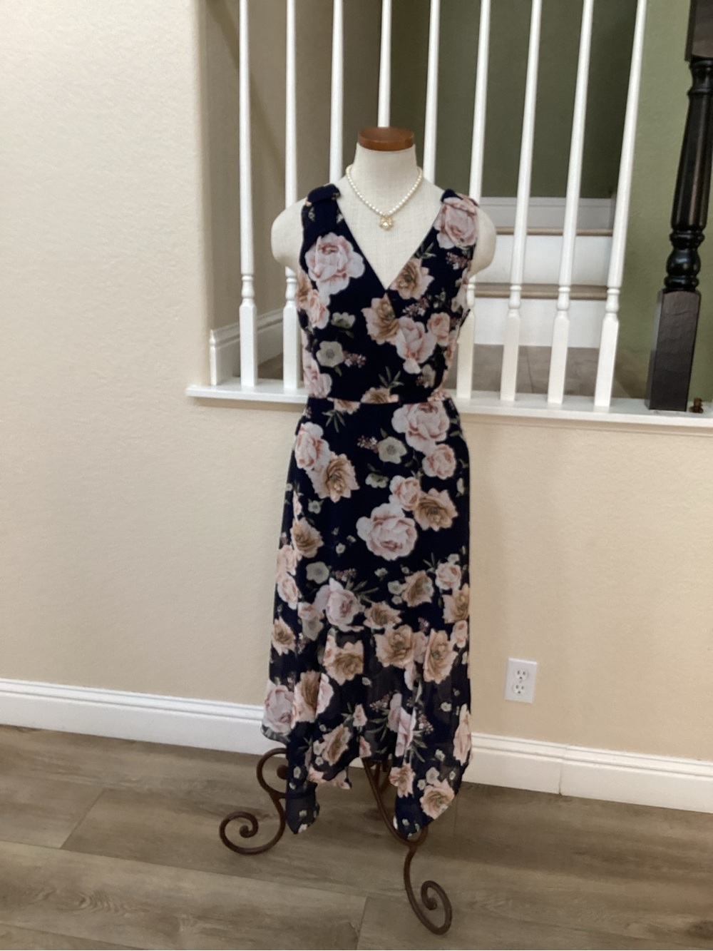 WHBM Floral Navy Wrap Midi Dress (8)